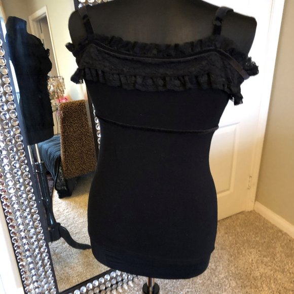 Black guess top - Picture 2 of 2